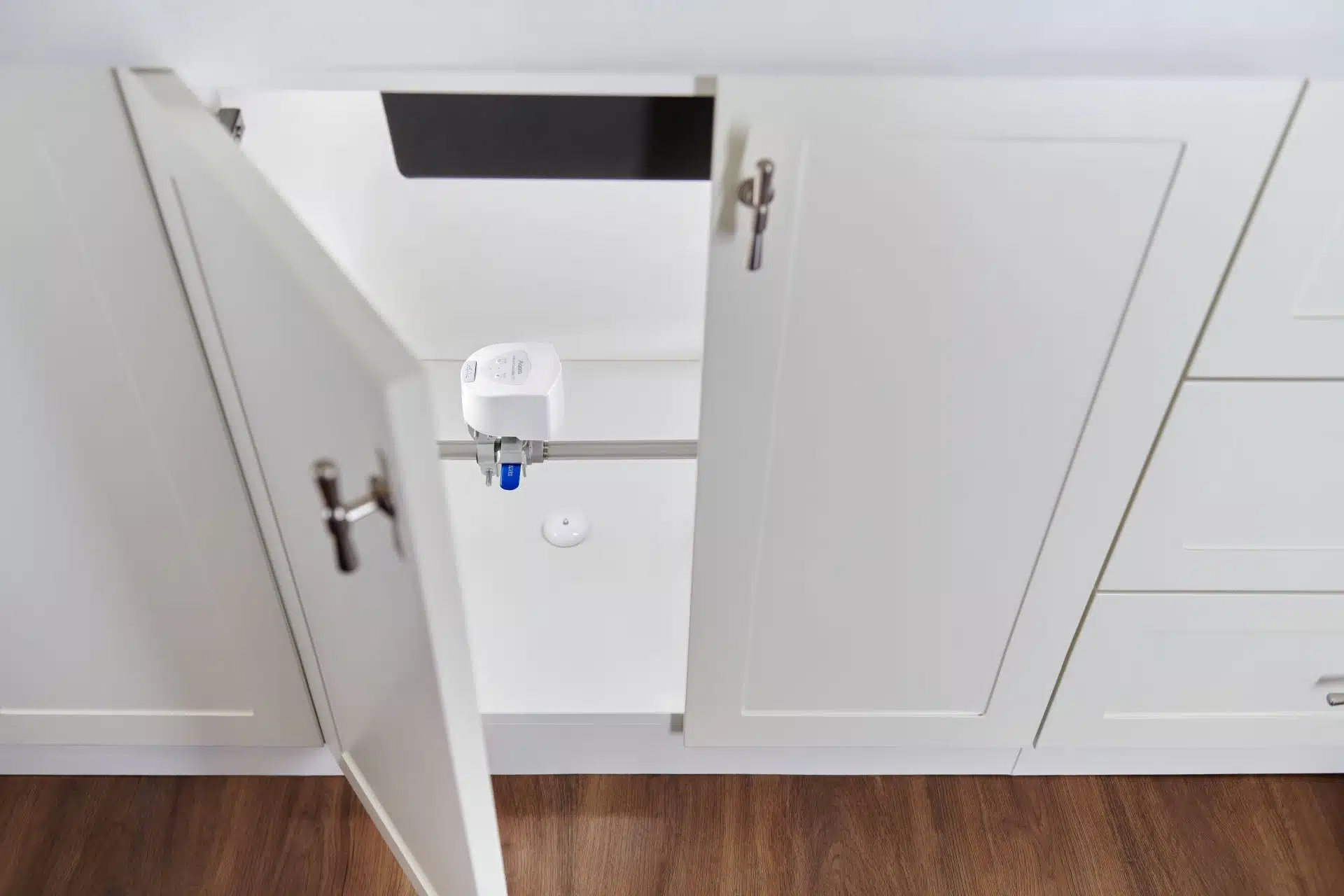 Bộ điều khiển van Aqara T1 14